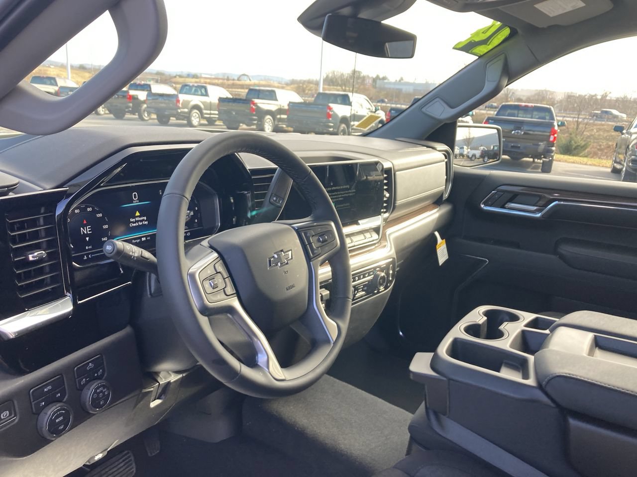Used 2024 Chevrolet Silverado 1500 RST w/ Redline Edition AWD/4WD image 24