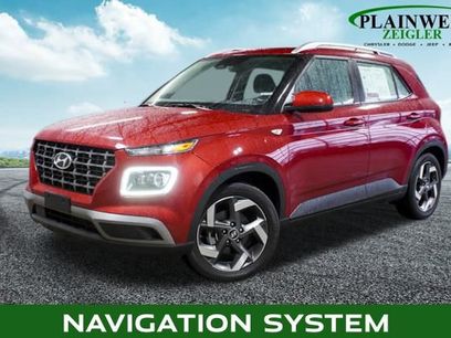 Used 2023 Hyundai Venue Limited w/ Cargo Package