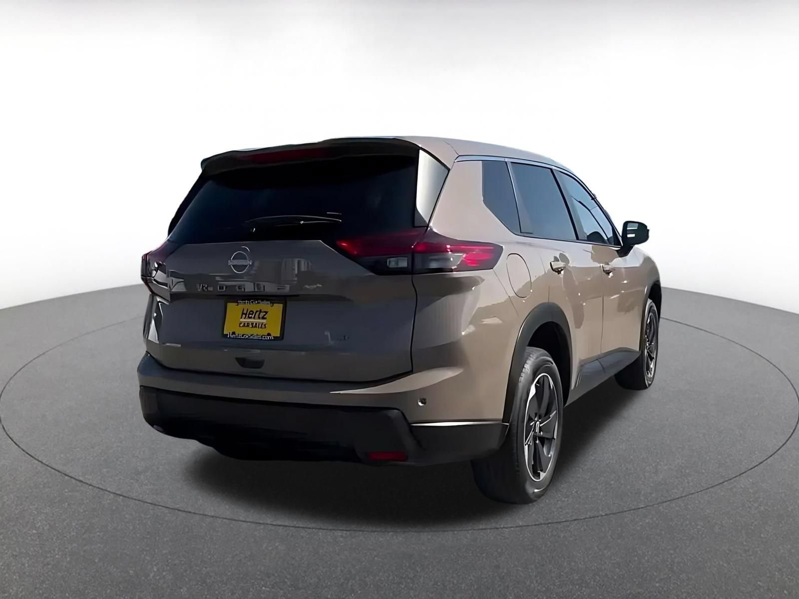 Used 2025 Nissan Rogue SV AWD/4WD image 14