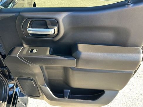 Used 2022 Chevrolet Silverado 1500 Custom image 36