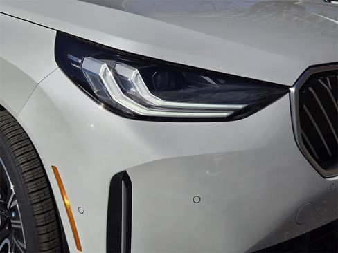 New 2026 BMW X3 xDrive30 w/ Premium Package image 8