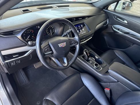 Used 2020 Cadillac XT4 Premium Luxury image 23