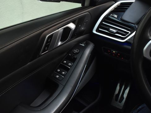 Used 2021 BMW X5 M w/ Executive Package image 35