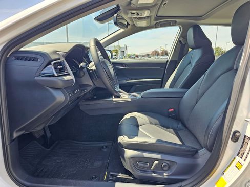 Used 2023 Toyota Camry XSE w/ Navigation Package FWD image 19