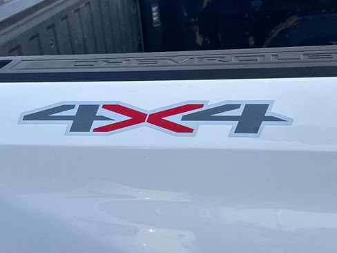 Used 2024 Chevrolet Silverado 1500 Custom w/ Turbomax Blackout Package image 15