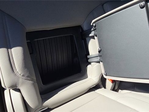 New 2026 GMC Sierra 2500 SLT w/ SLT Convenience Package image 20