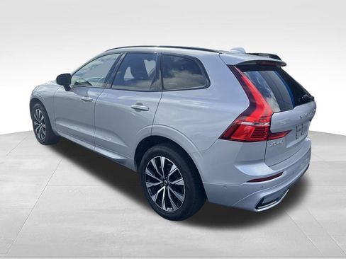 Used 2025 Volvo XC60 B5 Plus AWD/4WD image 5