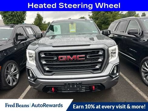 Used 2022 GMC Sierra 1500 AT4 w/ AT4 Preferred Package AWD/4WD image 2