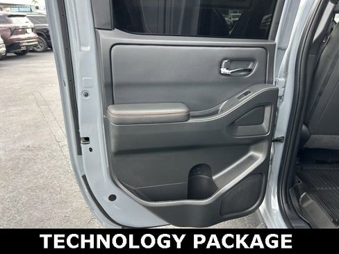 Used 2024 Nissan Frontier Pro-X w/ Technology Package image 13