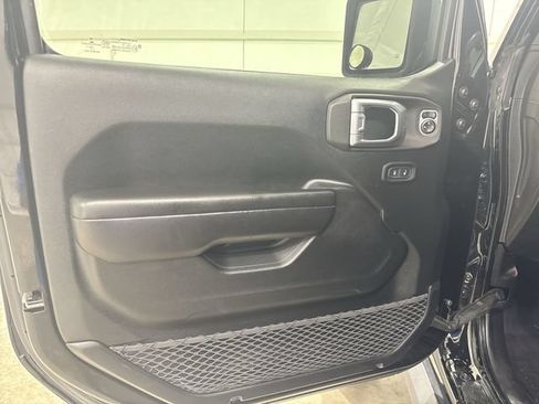 Used 2020 Jeep Gladiator Sport w/ Quick Order Package 24S AWD/4WD image 22