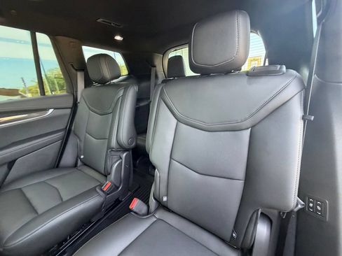 Used 2024 Cadillac XT6 Sport w/ Technology Package AWD/4WD image 15