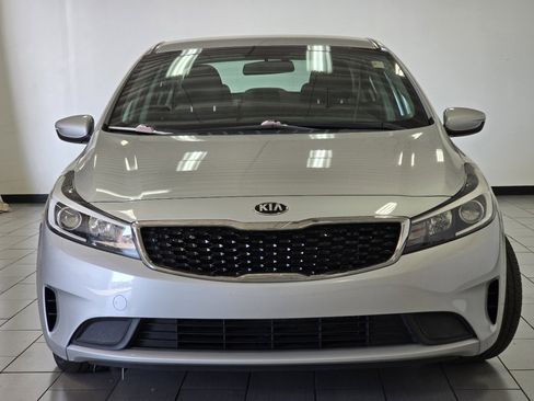 Used 2017 Kia Forte LX w/ LX Popular Package FWD image 7