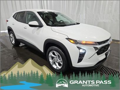 New 2026 Chevrolet Trax LS w/ LS Convenience Package