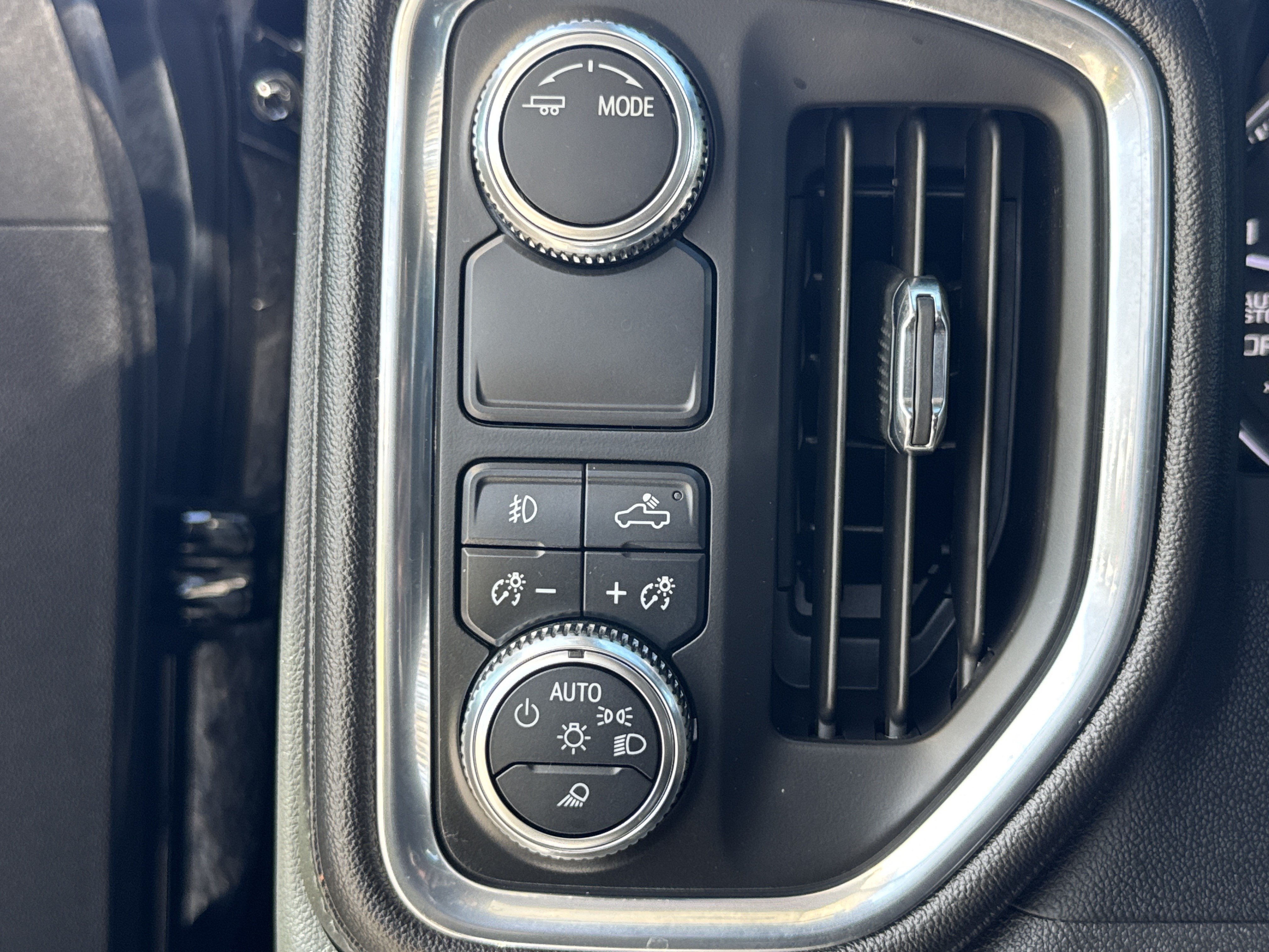 Used 2022 GMC Sierra 1500 SLT w/ SLT Premium Plus Package RWD image 20