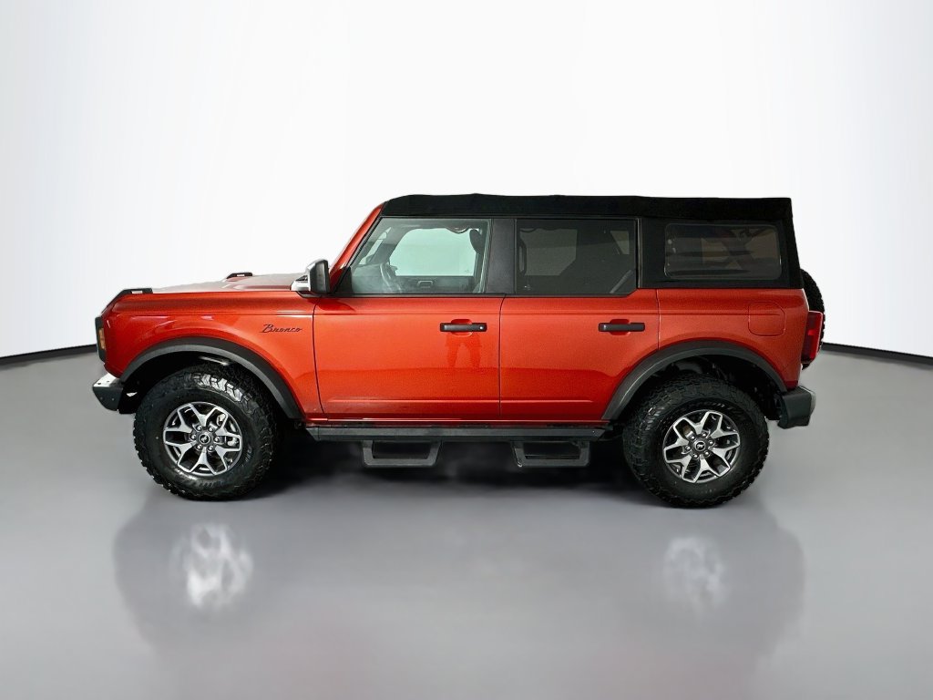 Used 2022 Ford Bronco 4-Door AWD/4WD image 4
