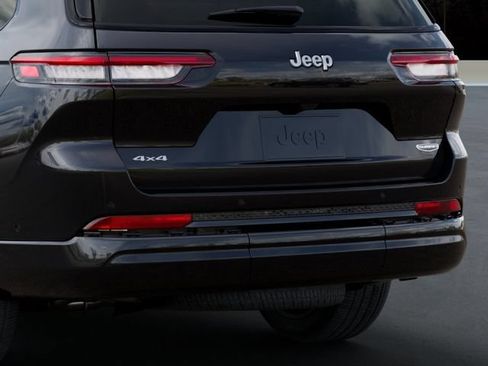 New 2026 Jeep Grand Cherokee L Summit AWD/4WD image 13