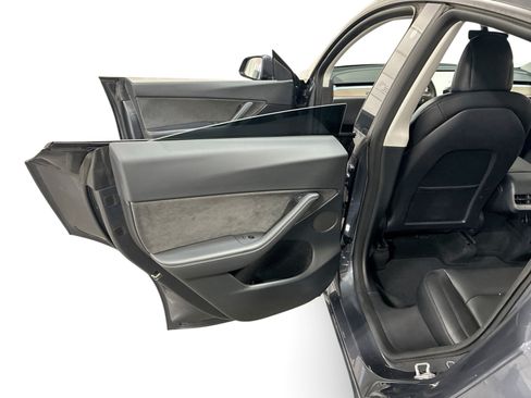 Certified 2022 Tesla Model Y Performance AWD/4WD image 10