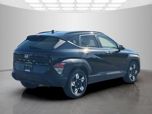 Used 2024 Hyundai Kona SEL FWD image 7
