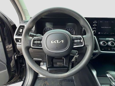 Used 2023 Kia Sorento LX FWD image 37