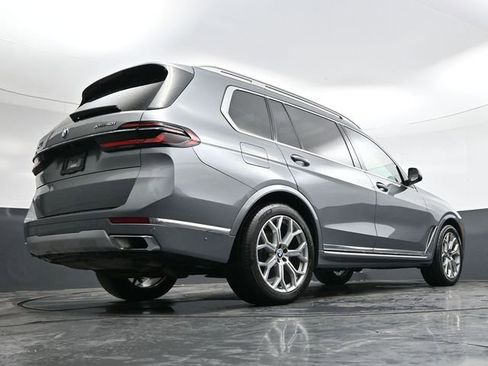Used 2024 BMW X7 xDrive40i AWD/4WD image 34