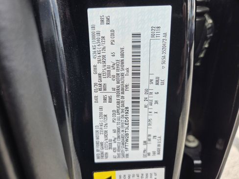 Used 2020 Ford F250 Platinum w/ FX4 Off-Road Package image 19