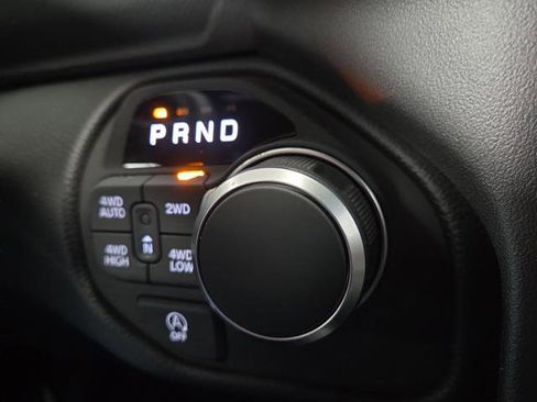 New 2026 RAM 1500 4x4 Crew Cab image 19