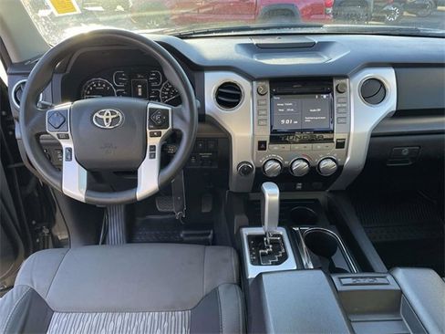 Used 2018 Toyota Tundra SR5 image 14