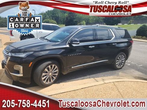 Used 2023 Chevrolet Traverse Premier FWD image 1