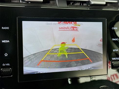 Certified 2024 Hyundai Tucson SE image 6