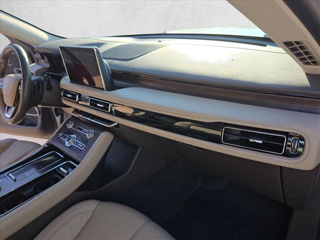 Used 2024 Lincoln Aviator Reserve w/ Equipment Group 201A RWD image 23