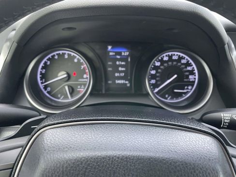 Used 2023 Toyota Camry SE image 34