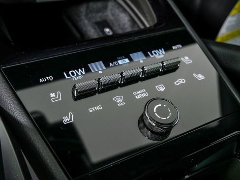 New 2026 Porsche Cayenne image 17