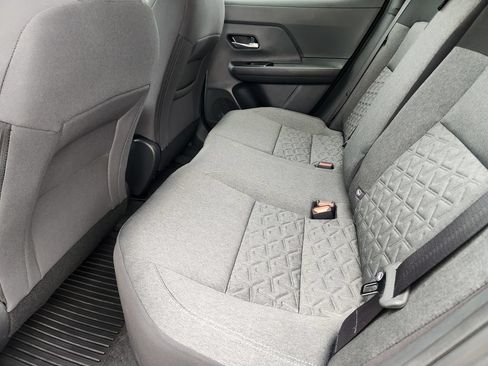 Used 2026 Nissan Kicks SV w/ SV Premium Package FWD image 30