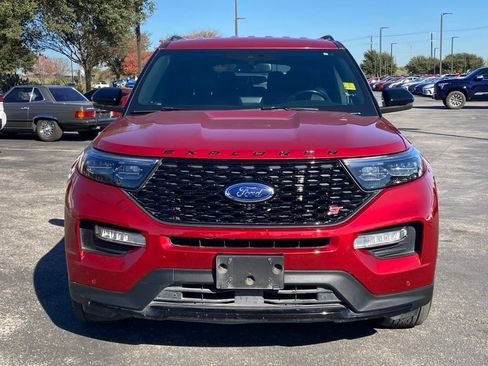 Used 2020 Ford Explorer ST w/ Premium Technology Package image 2