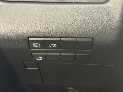Used 2019 Lexus RX 350L FWD w/ Premium Package image 17