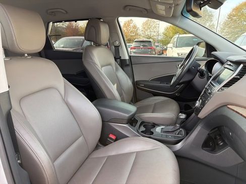 Used 2017 Hyundai Santa Fe SE w/ SE Premium Package 02 image 37