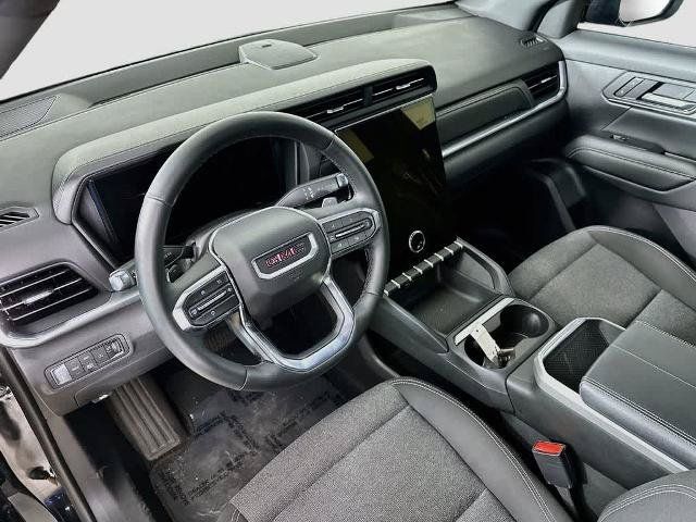 Used 2025 GMC Terrain Elevation AWD/4WD image 2