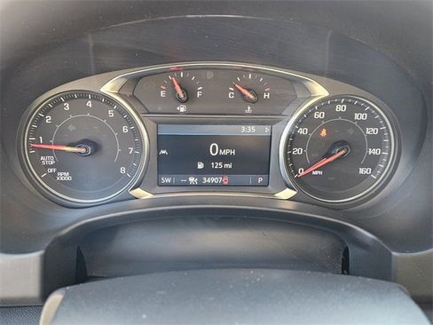 Used 2024 GMC Terrain AT4 image 20