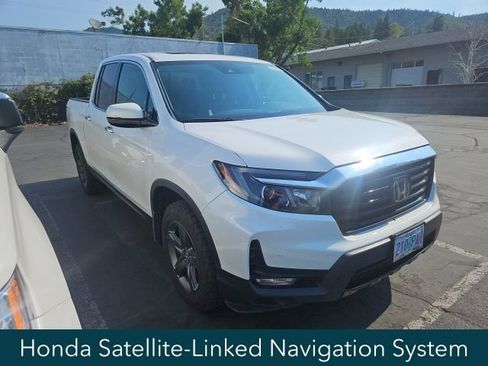 Used 2023 Honda Ridgeline RTL-E image 2