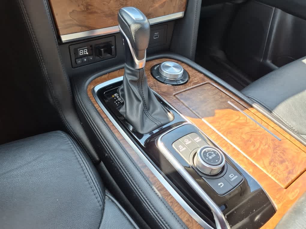 Used 2023 Nissan Armada SL AWD/4WD image 17