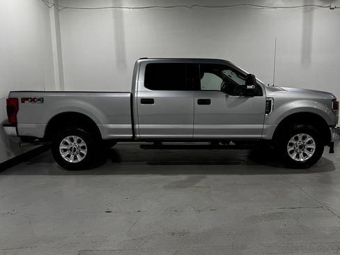 Used 2021 Ford F250 XLT w/ FX4 Off-Road Package image 21