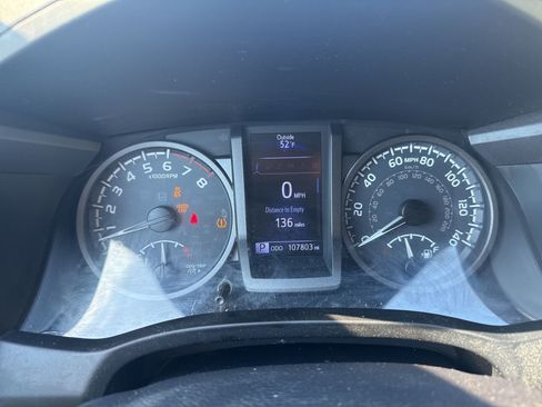 Used 2017 Toyota Tacoma TRD Sport w/ Premium & Technology Package image 12