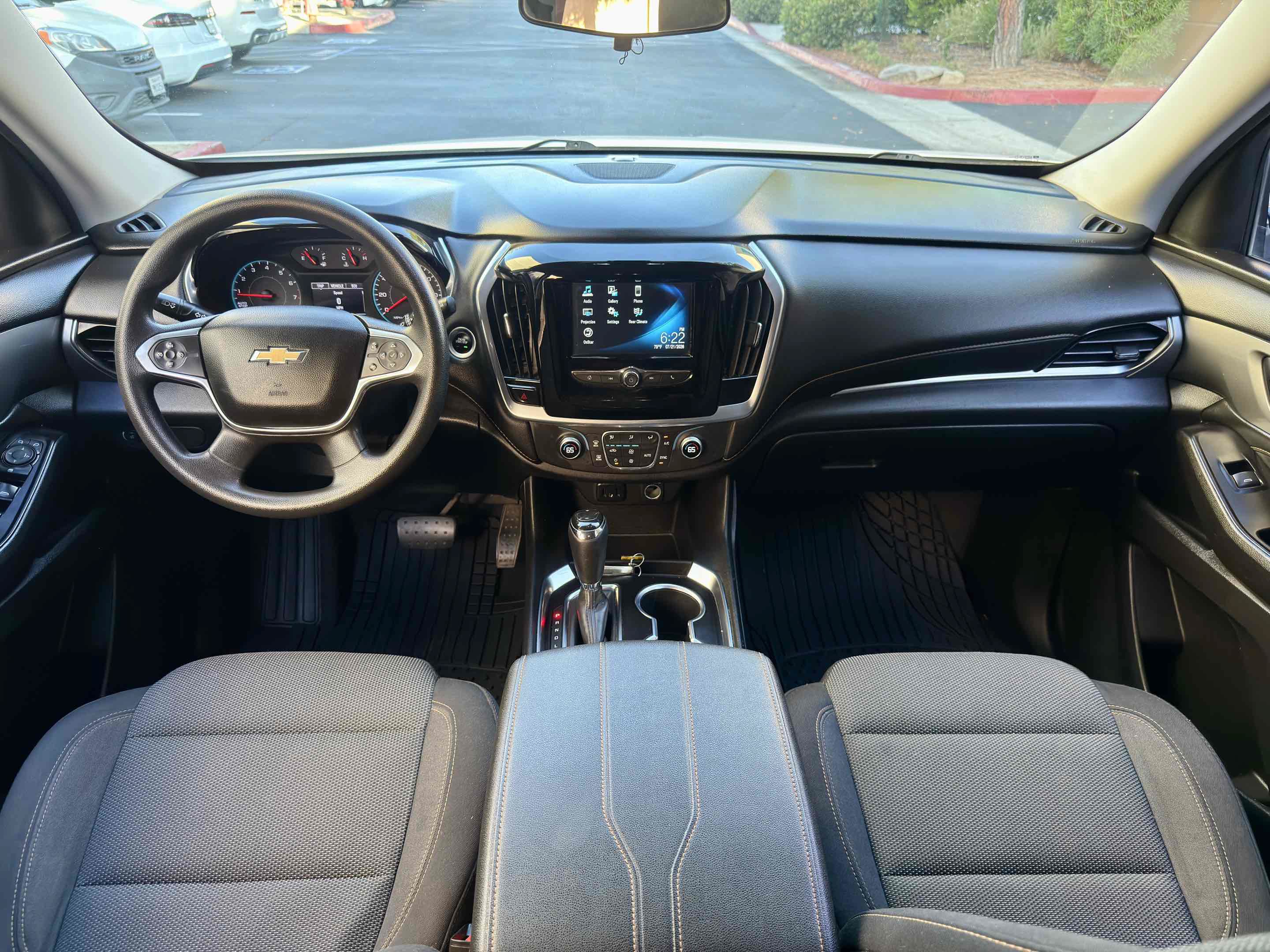 Used 2019 Chevrolet Traverse LS w/ LPO, Blackout Package FWD image 23