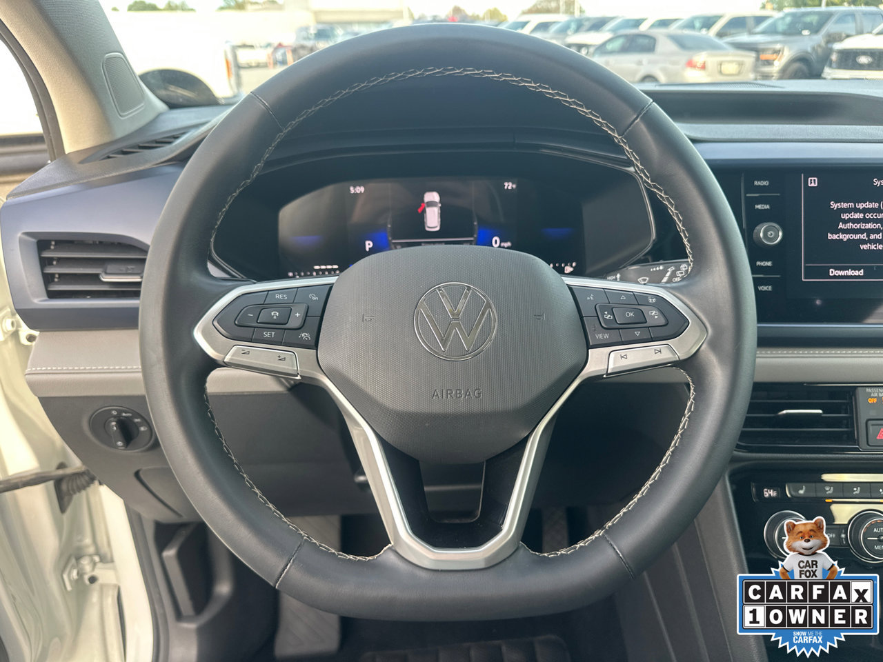 Used 2024 Volkswagen Taos SE FWD image 23
