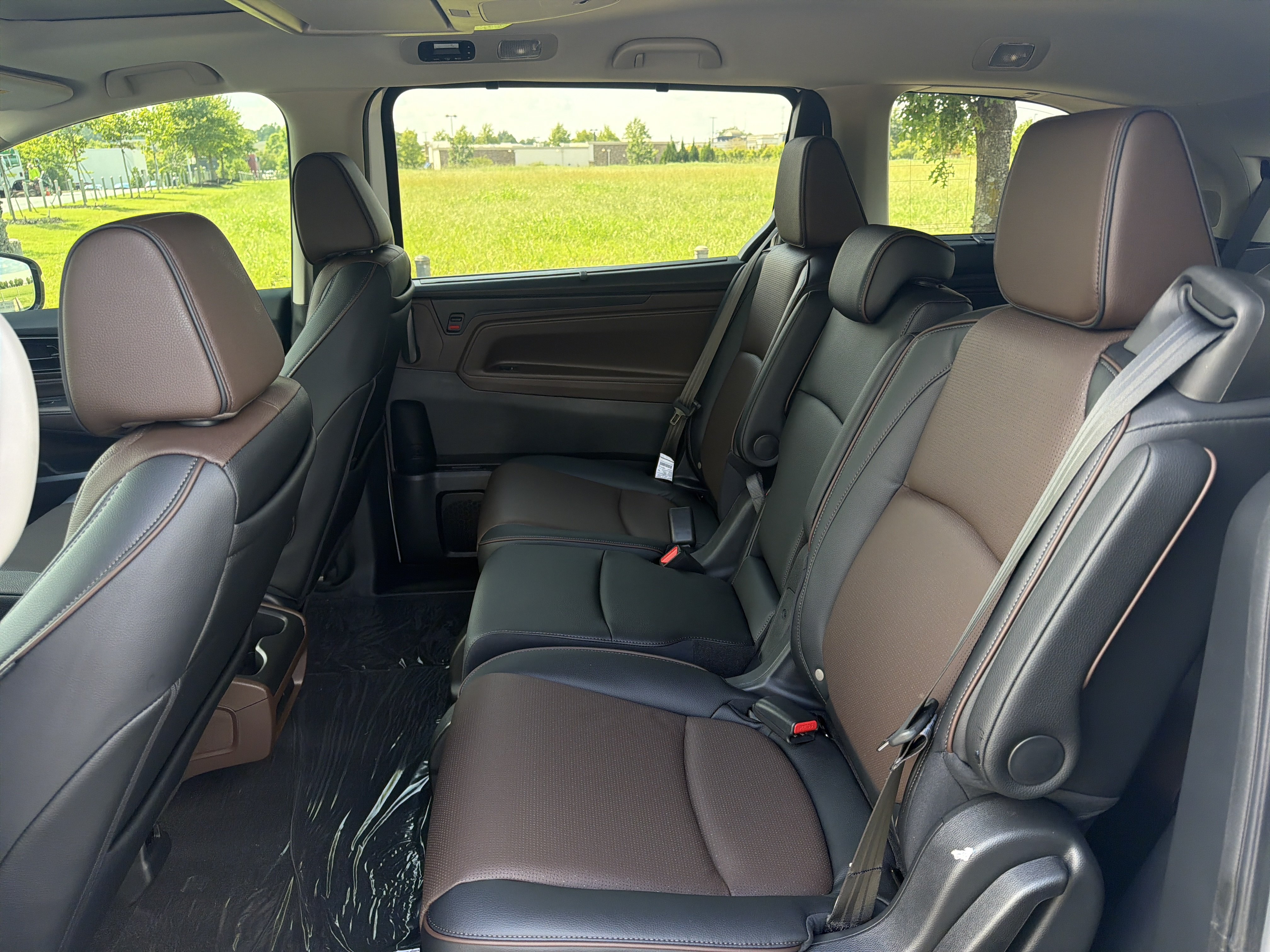 Used 2027 Honda Odyssey Elite image 24