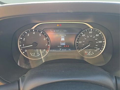 Used 2025 Nissan Frontier SV w/ SV Convenience Package RWD image 9