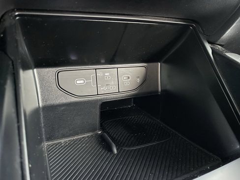 Used 2025 Kia Sorento S w/ Panoramic Sunroof Package image 20