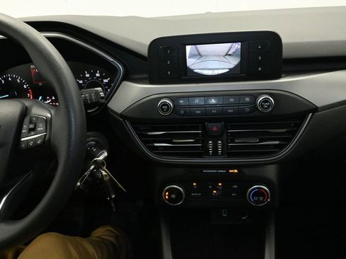 Used 2020 Ford Escape S image 21