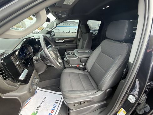 Used 2022 Chevrolet Silverado 1500 RST w/ Protection Package image 17