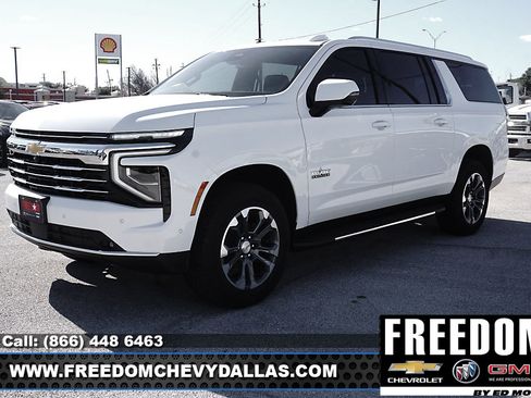 New 2026 Chevrolet Suburban LT w/ Comfort Package image 3